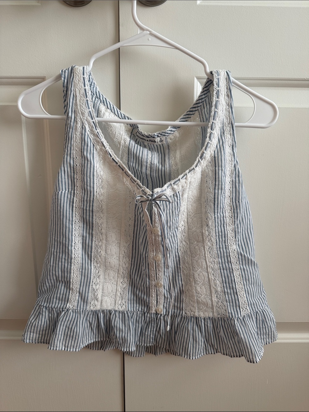 Button-Through Lace-Trim Tank Abercrombie Blue & White Striped Size S